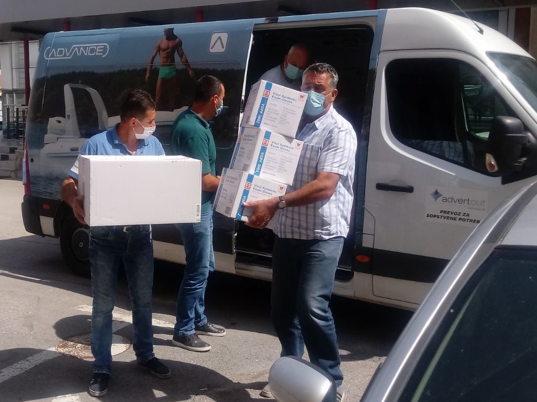 Delivery of protective equipment for social workers in 15 cities and municipalities started
